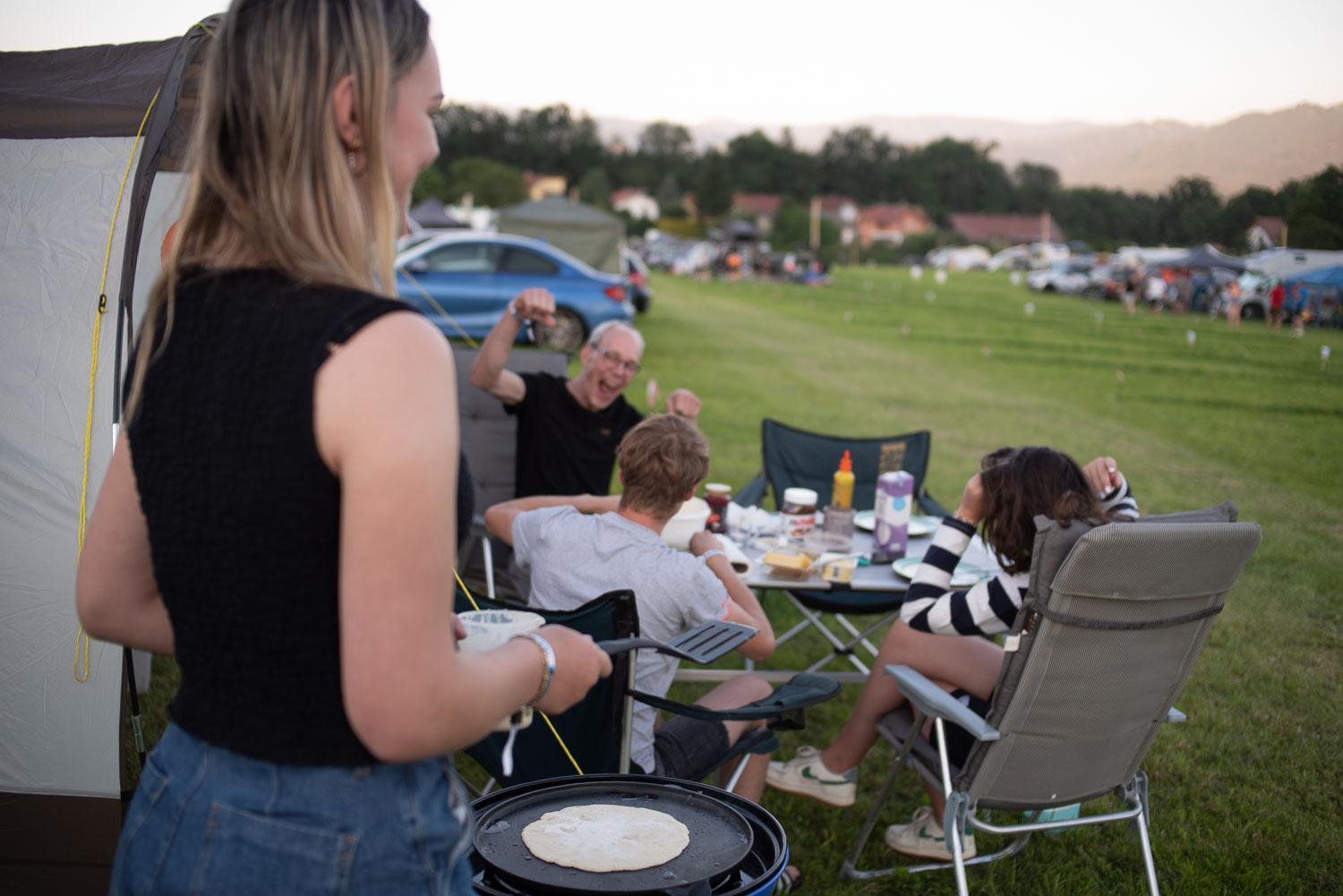 Ring Rast Camping Hotell Spielberg Bei Knittelfeld Exteriör bild